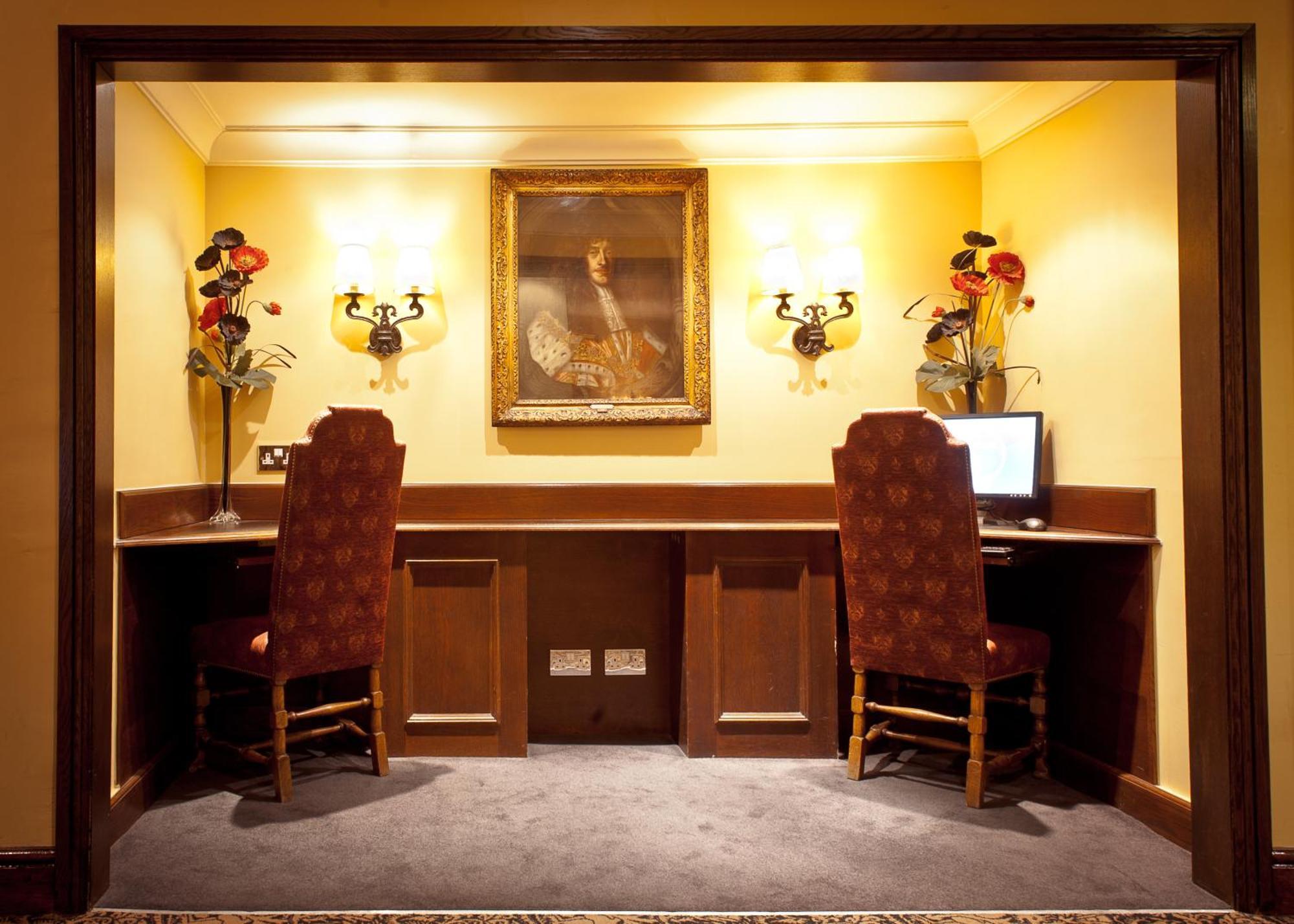 The Bull Hotel; Sure Hotel Collection By Best Western Peterborough Exterior foto